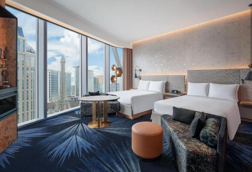 هتل W Macau   Studio City