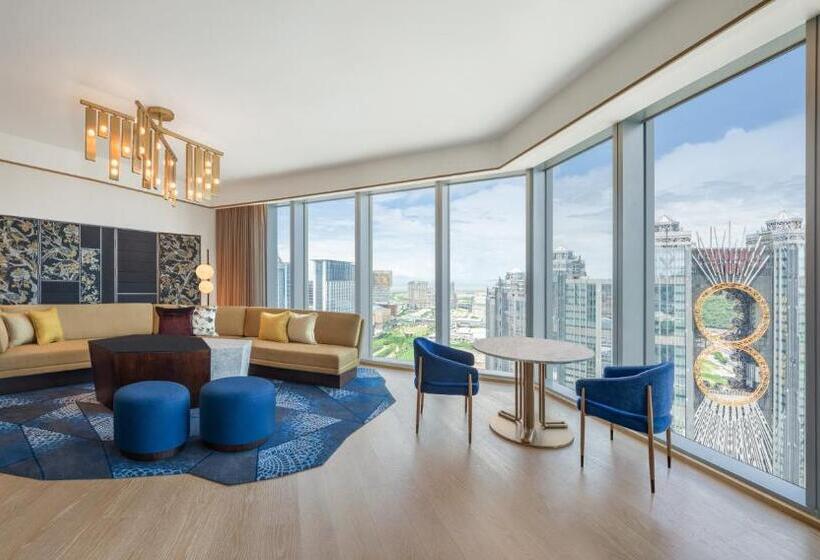 هتل W Macau   Studio City