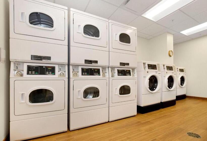 فندق Towneplace Suites By Marriott Pittsburgh Harmarville