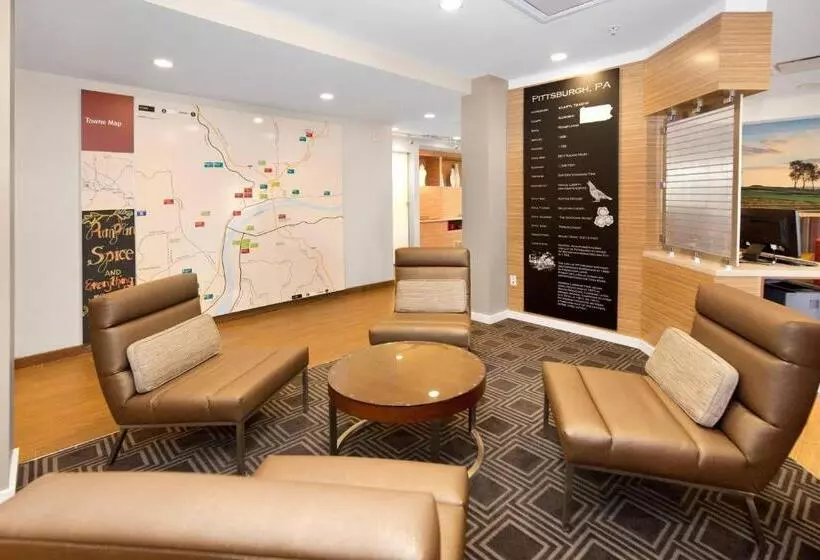 ホテル Towneplace Suites By Marriott Pittsburgh Harmarville