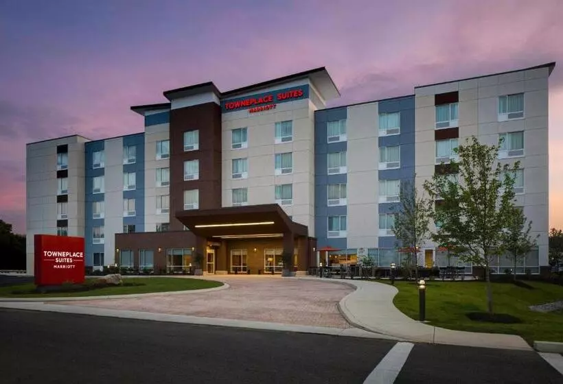 ホテル Towneplace Suites By Marriott Pittsburgh Harmarville