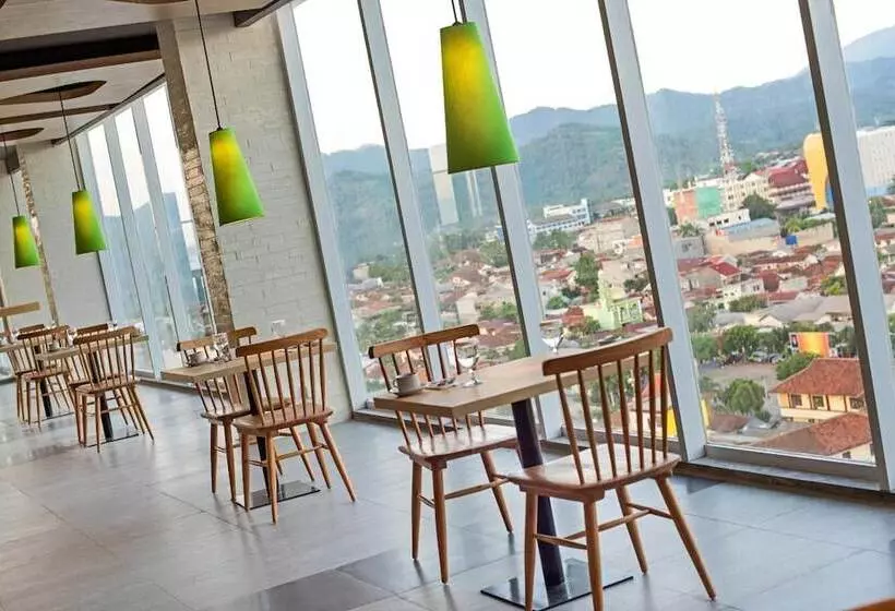 Arte Hotel Bandar Lampung