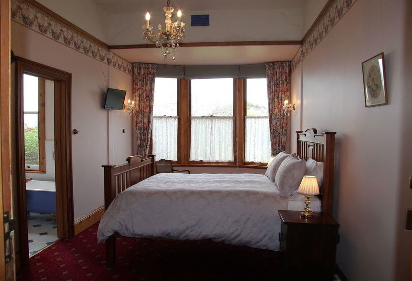 Jensens Bed And Breakfast