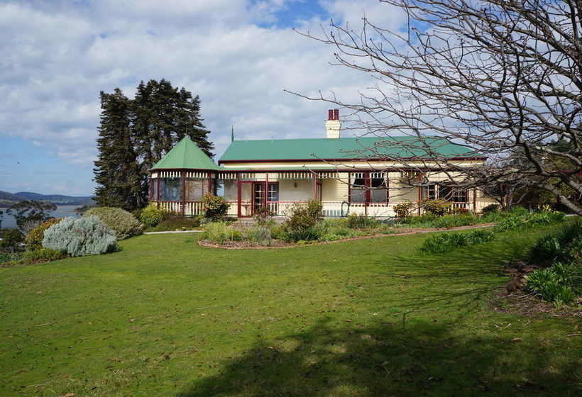 Jensens Bed And Breakfast