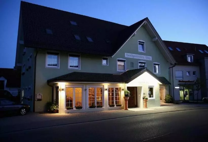 ペンション Landgasthof Bieg