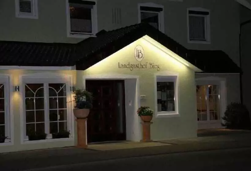 ペンション Landgasthof Bieg