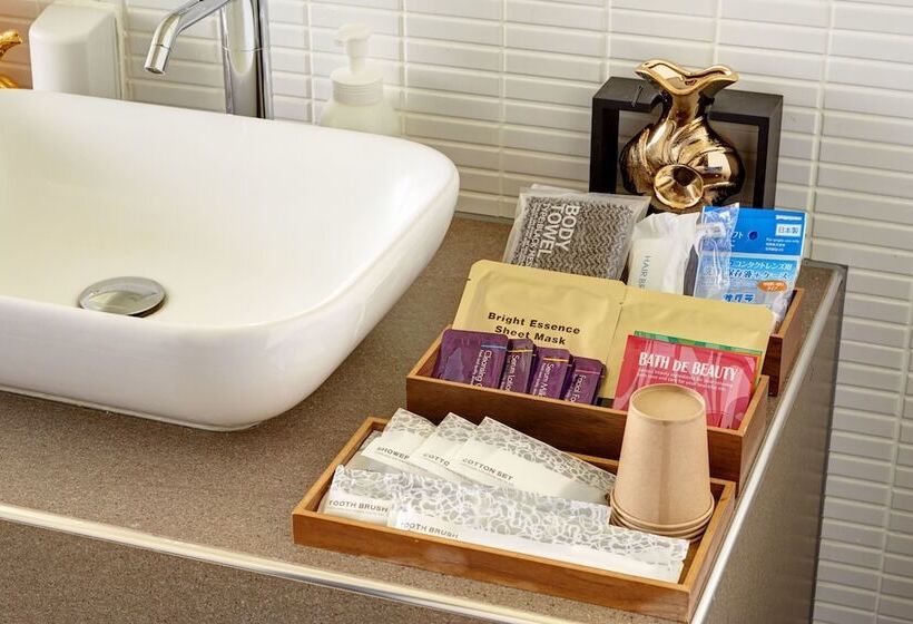 Secret House Makishi