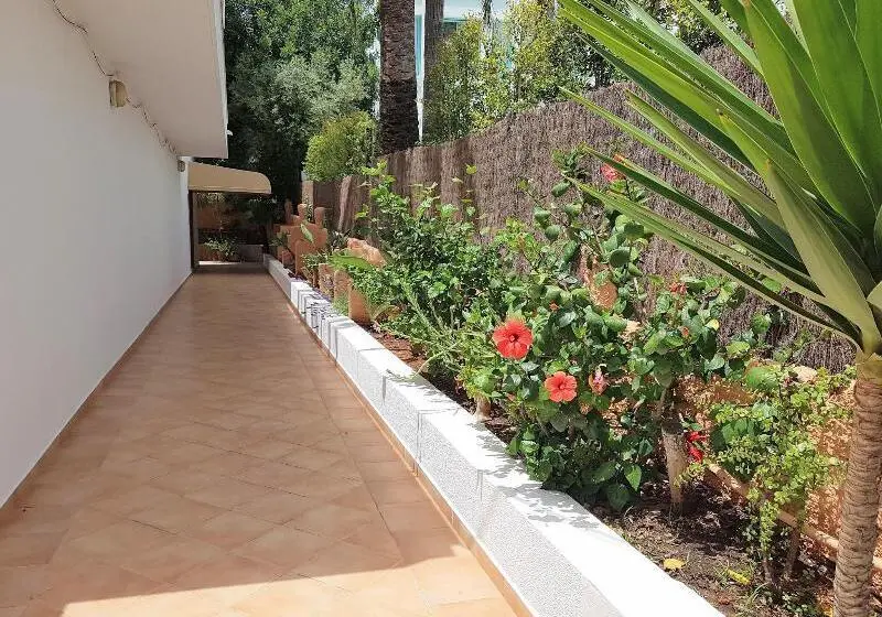 ホテル Apartamentos Bossa Bay Mc Apartamentos Ibiza