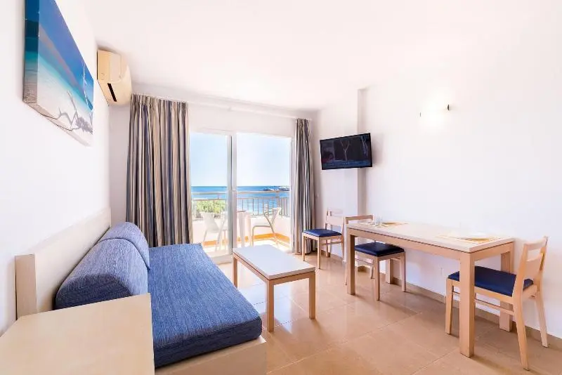 ホテル Apartamentos Bossa Bay Mc Apartamentos Ibiza