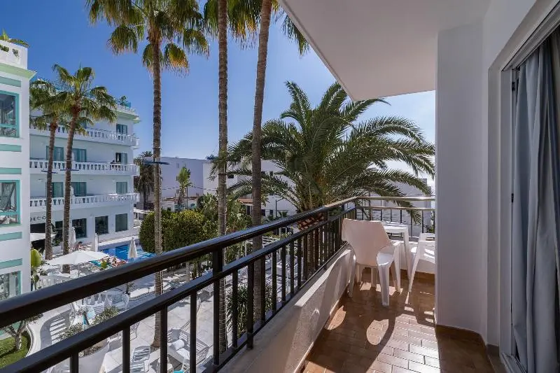 ホテル Apartamentos Bossa Bay Mc Apartamentos Ibiza