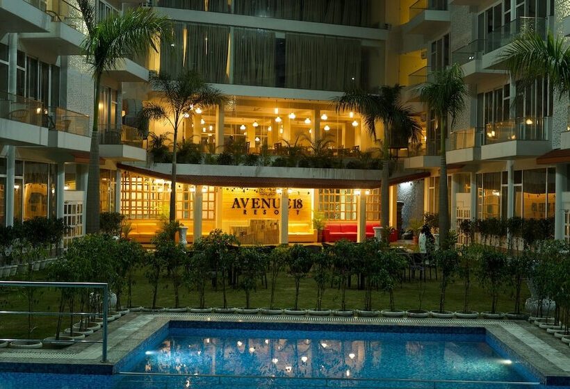هتل Avenue 18 Resort
