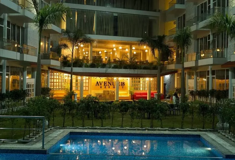 ホテル Avenue 18 Resort