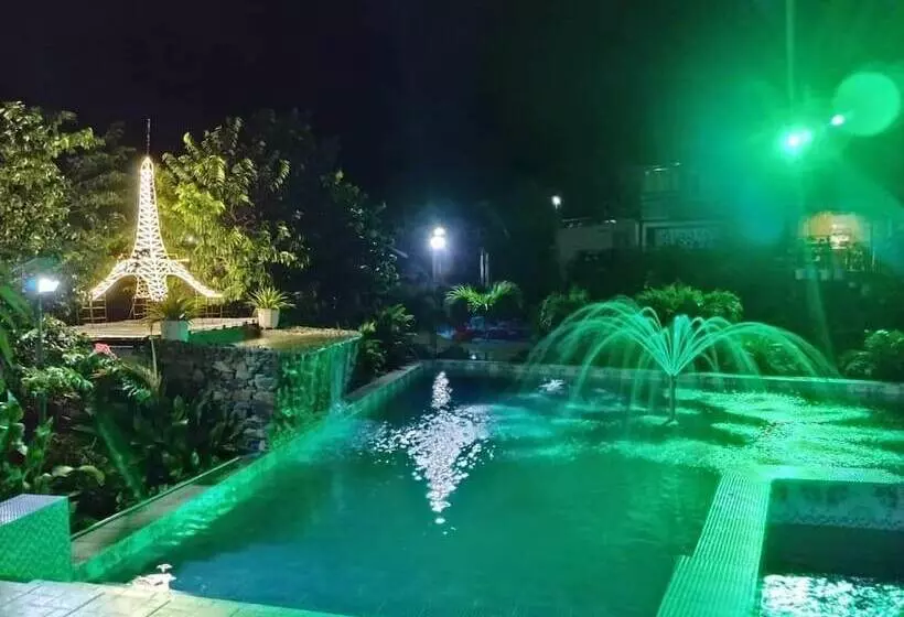 هتل Casa De Robles Tanay Rizal