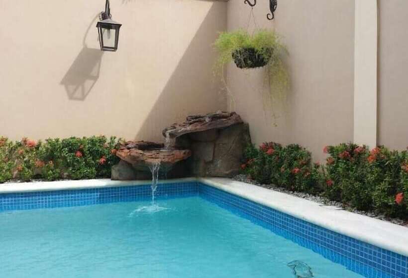 هتل Diana Princess