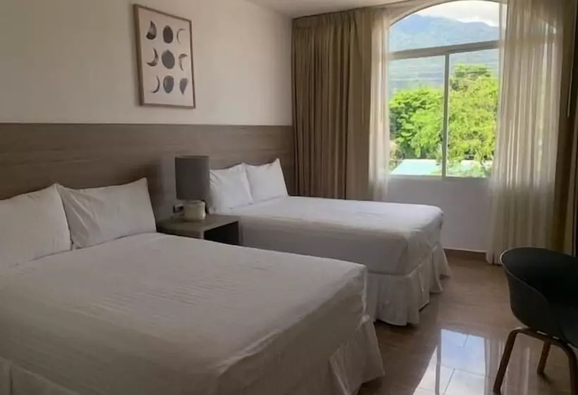 هتل Diana Princess