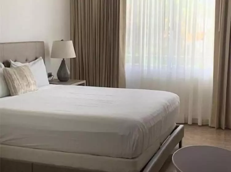 هتل Diana Princess