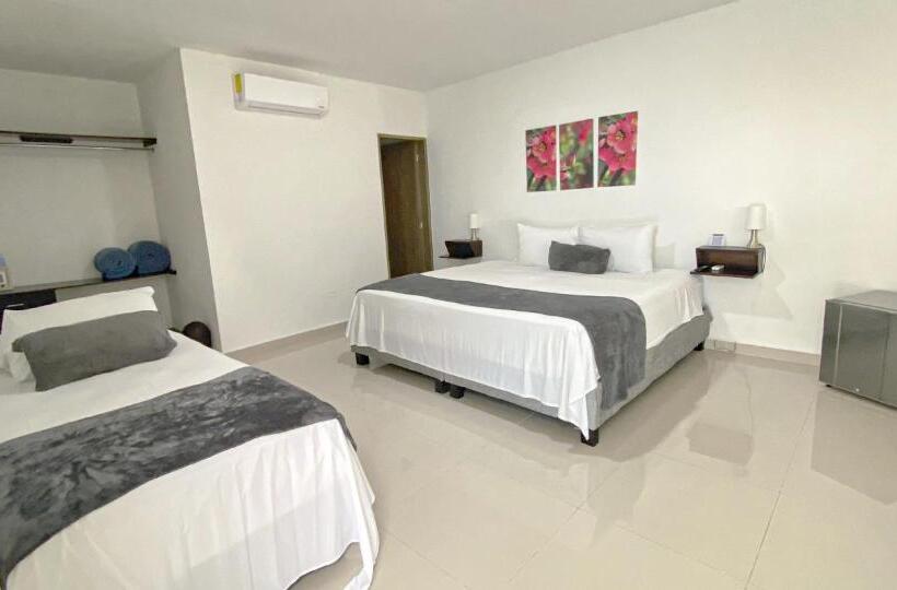 בית מלון כפרי El Marqués De Manga