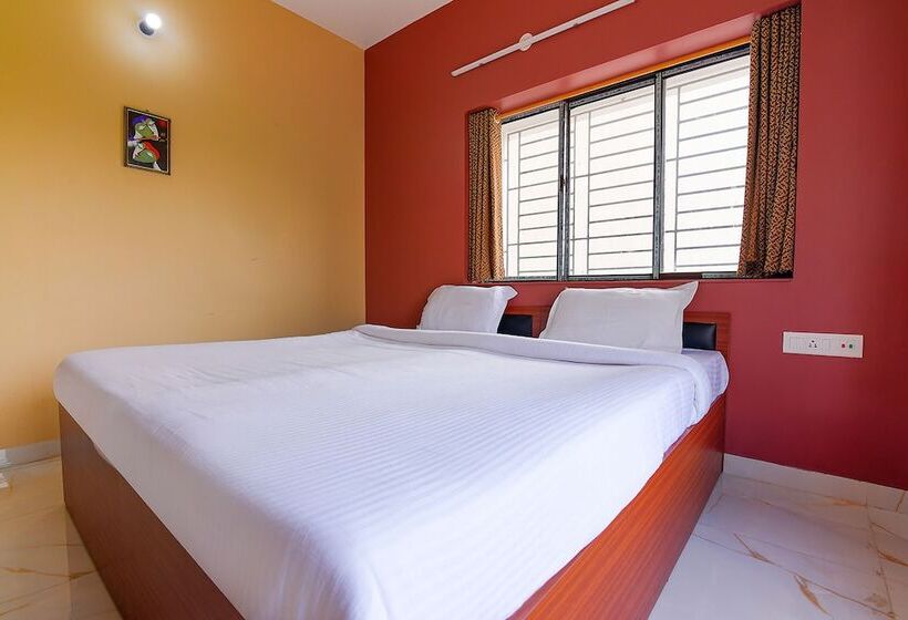 Fabhotel Amar Raj Inn