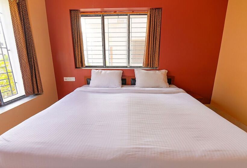 Fabhotel Amar Raj Inn