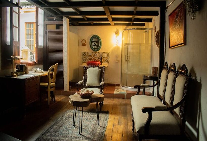 هتل Galería Casa De La Luz