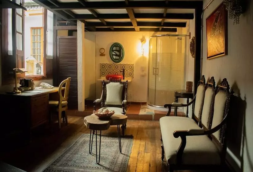 هتل Galería Casa De La Luz