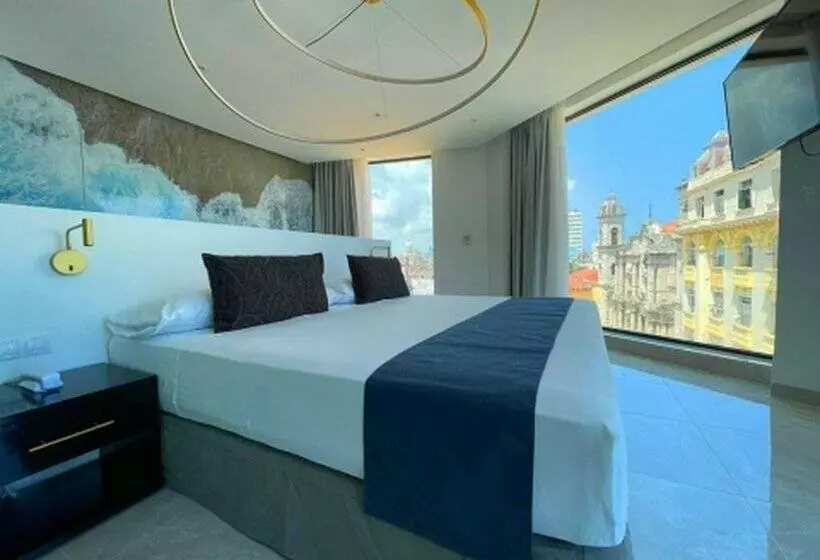 ホテル Innside Habana Catedral