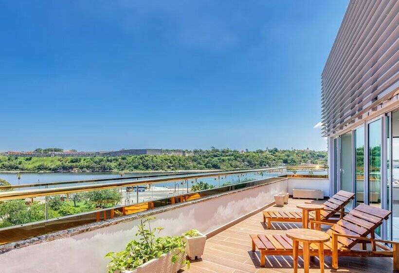 هتل Innside Habana Catedral