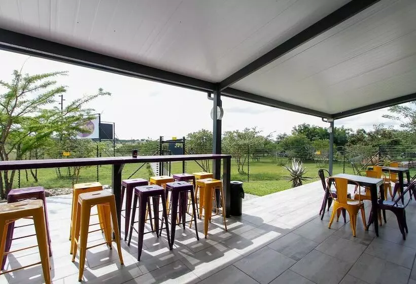 Hotelli Sleepover Orpen Gate