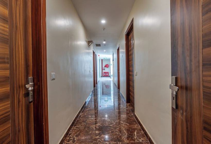 בית מלון כפרי Tejas Regency