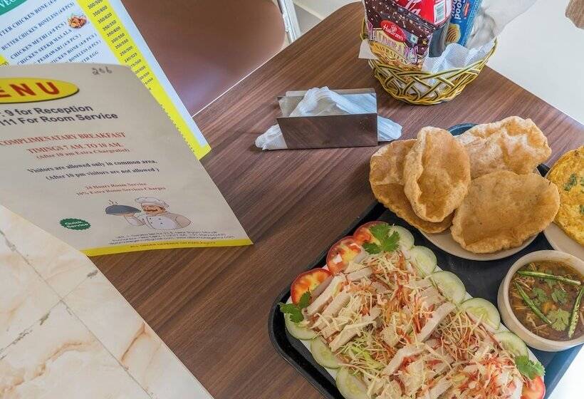 בית מלון כפרי Tejas Regency