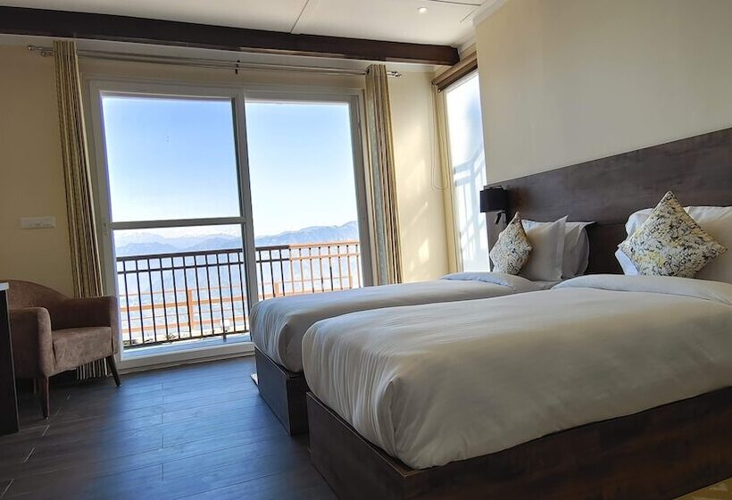 Отель The Rudraksh, A Himalayan Retreat