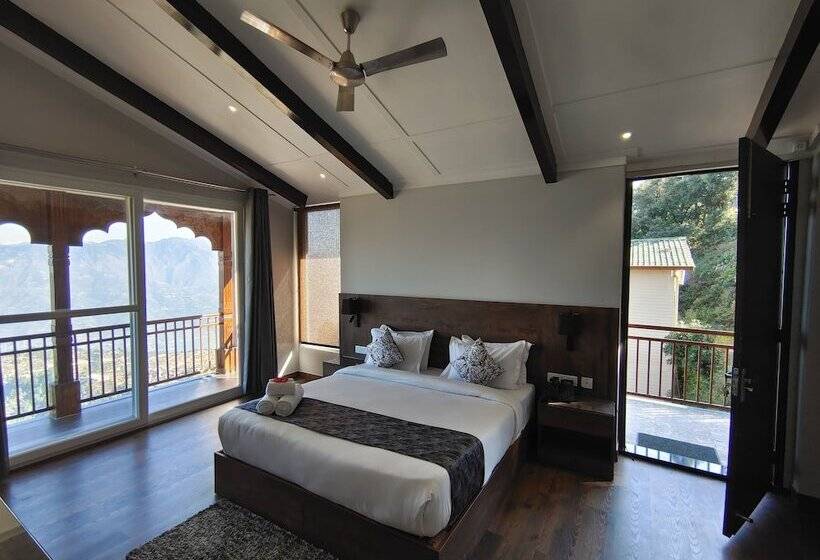 Отель The Rudraksh, A Himalayan Retreat