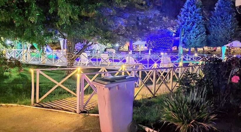 Y Cabañas Molino Viejo