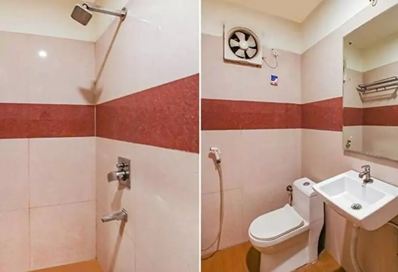 Hotelli Fabexpress Aditya Regency