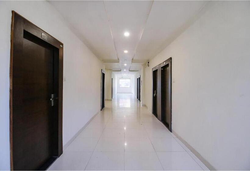 בית מלון כפרי Fabexpress Aditya Regency