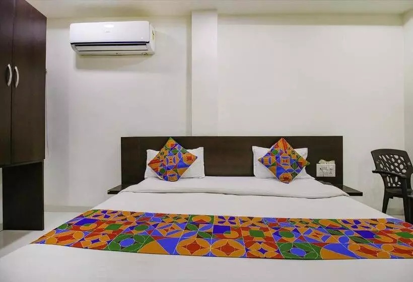 Hotelli Fabexpress Aditya Regency