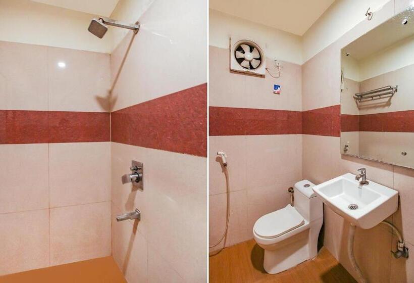 בית מלון כפרי Fabexpress Aditya Regency