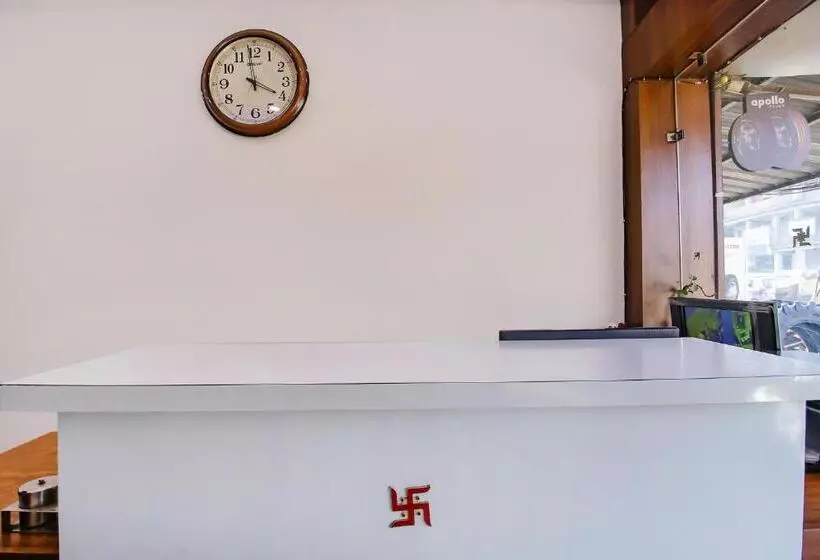 Hotelli Fabexpress Aditya Regency