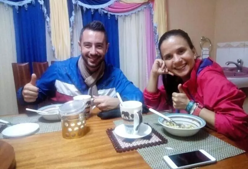 هتل Safari Homestay