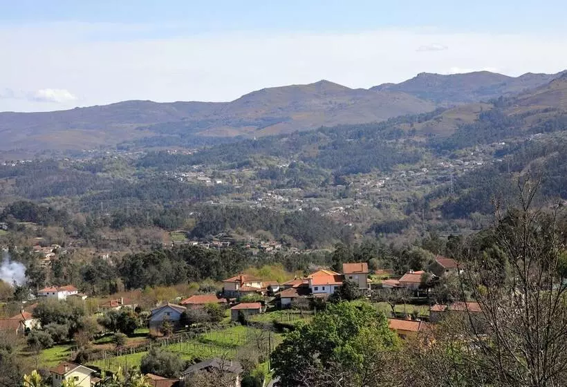 ベッドアンドブレックファースト Peneda Ecofarm