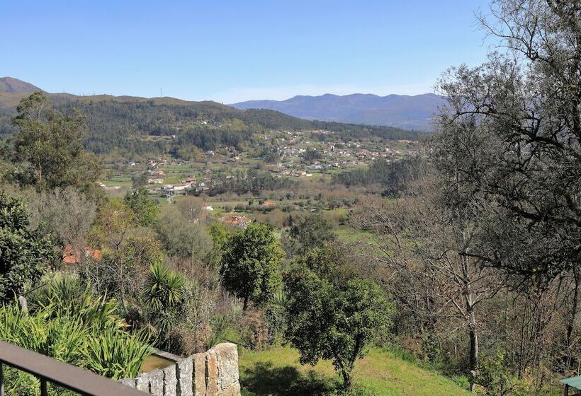 تختخواب و صبحانه Peneda Ecofarm