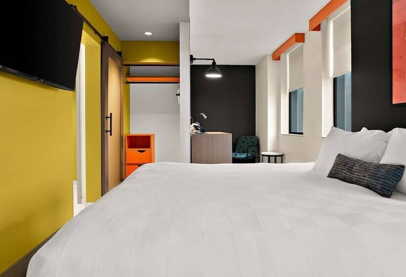 Cityflatshotel   Port Huron, Ascend Hotel Collection