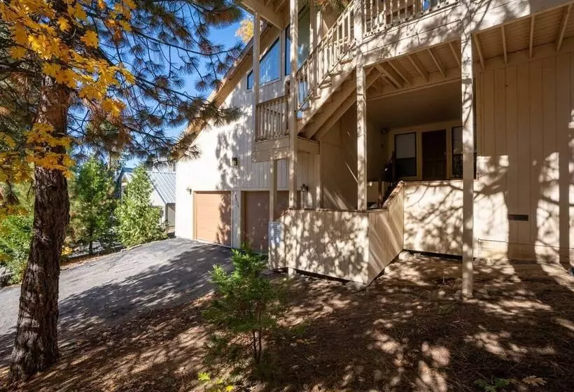 Granite View Lodge   Minutes From Water