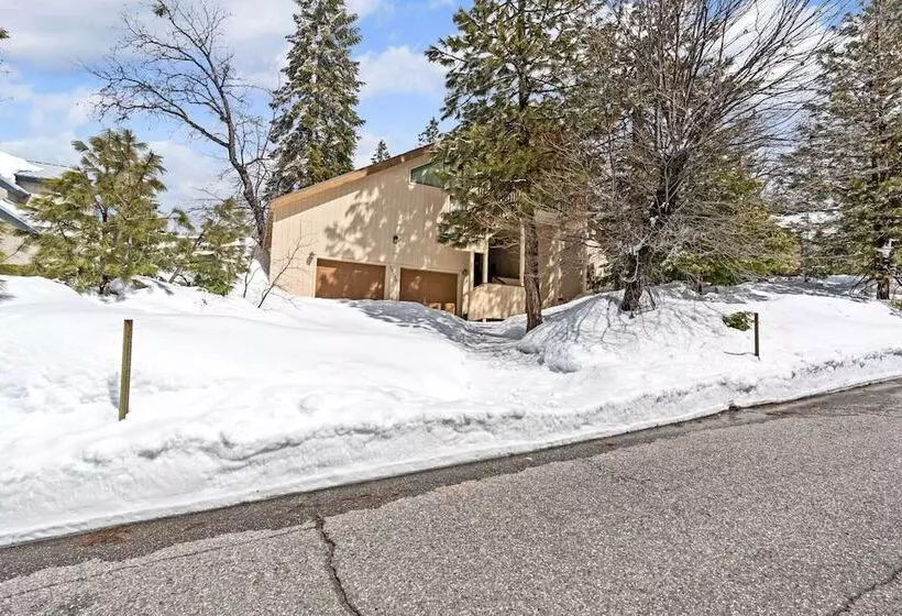 Granite View Lodge   Minutes From Water