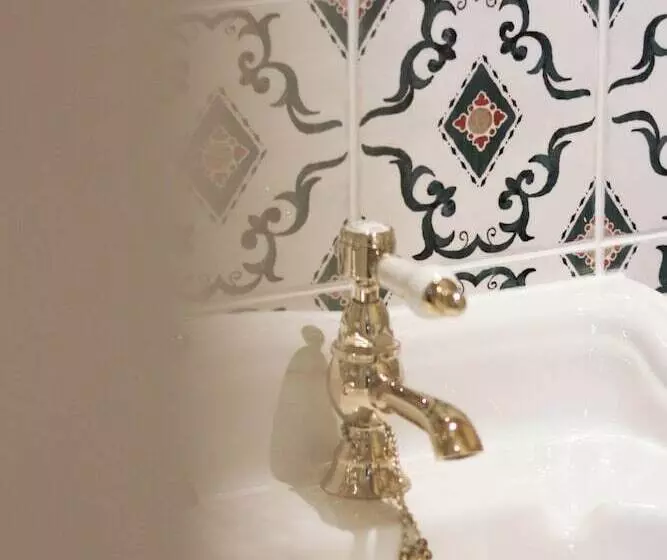 Hotelli Fleur De Lys Bampton