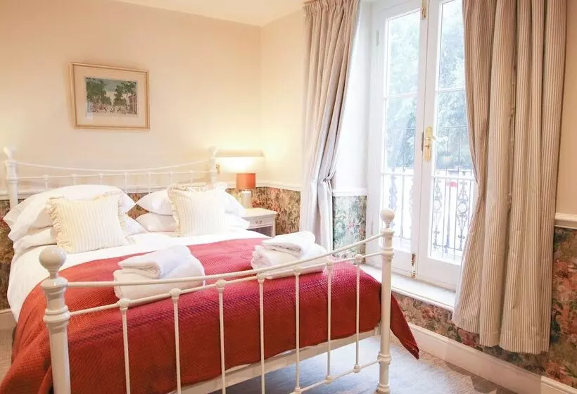 Hotelli Fleur De Lys Bampton