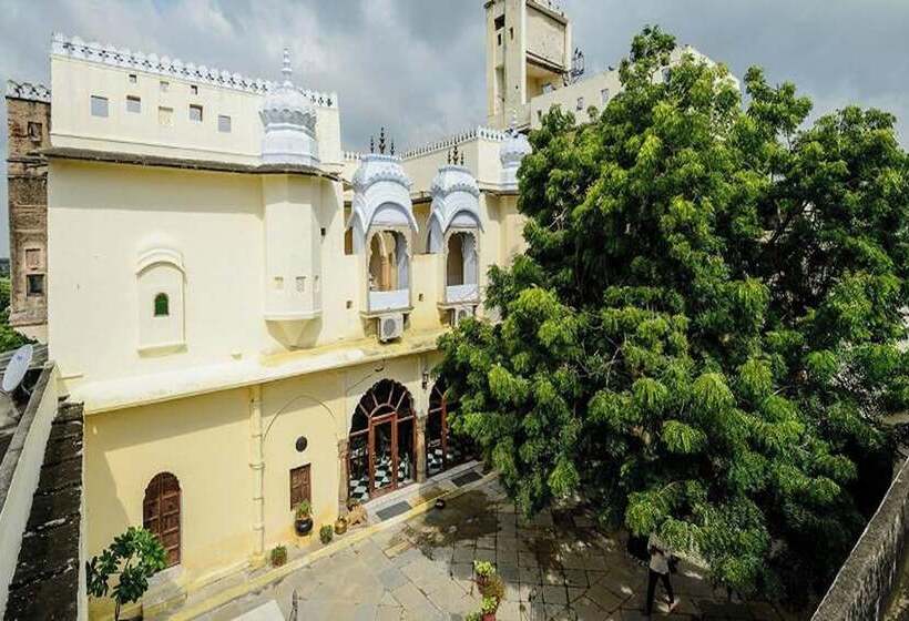 Hotel Fort Barli A 16th Century Castle