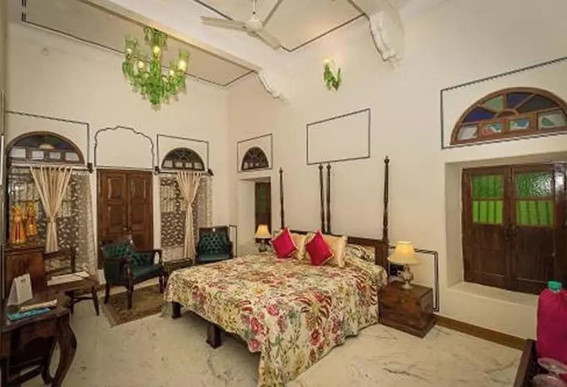 Hotelli Fort Barli   A 16th Century Castle