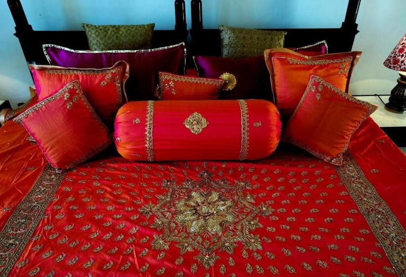 Hotel Fort Barli A 16th Century Castle