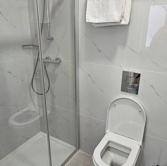 호텔 Homefield Lodge